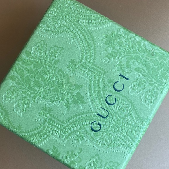 Gucci Accessories - Gucci
